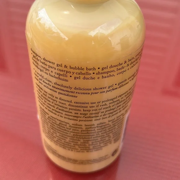 Philosophy Philosophy vanilla cake shower gel eight fluid ounces new - Picture 2 of 3
